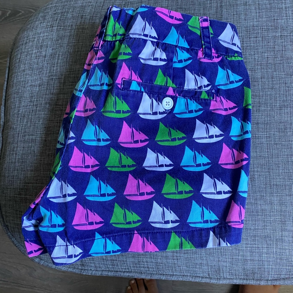 Multicolored sailboat shorts